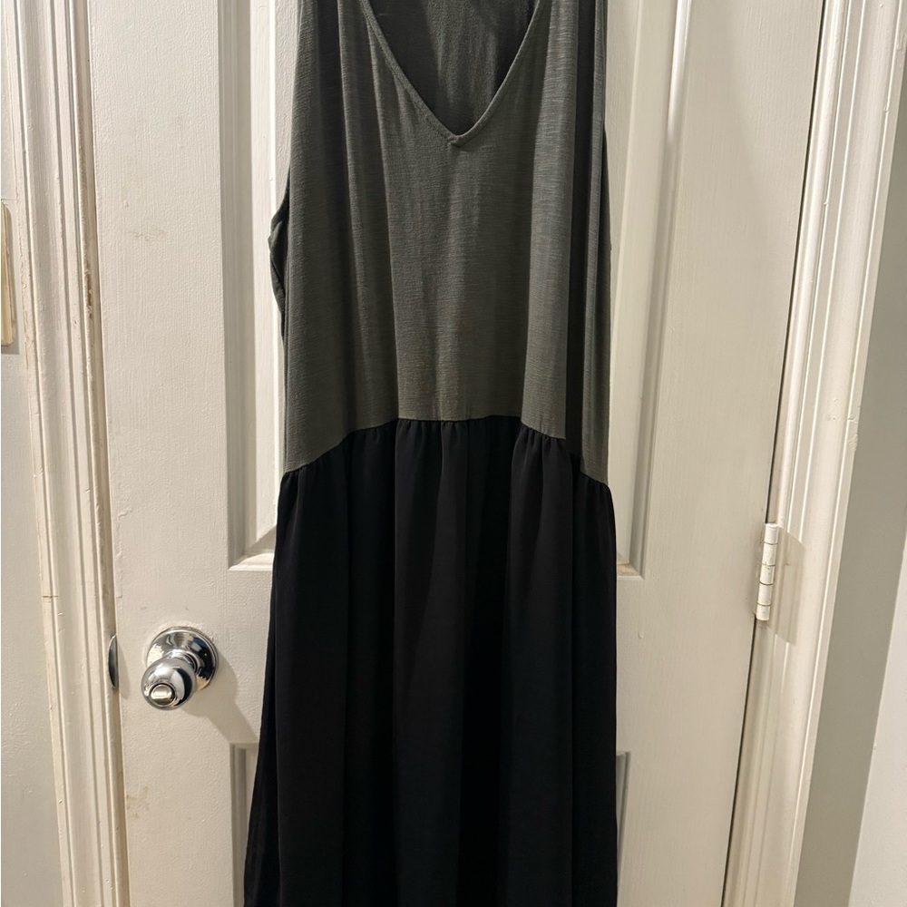 Anthropologie-Dolan Two-Tone Midi Dress in Olive and Black